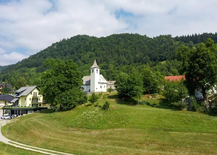 アパート Paradise ブレッド